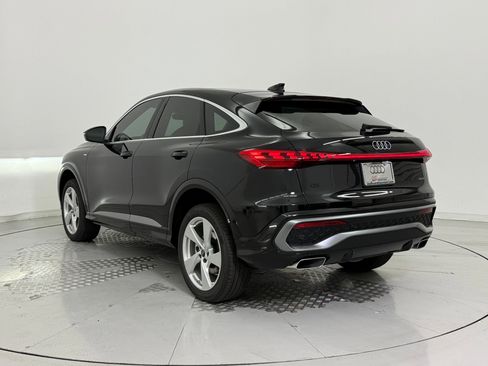 New 2025 Audi Q5 Premium Plus image 3