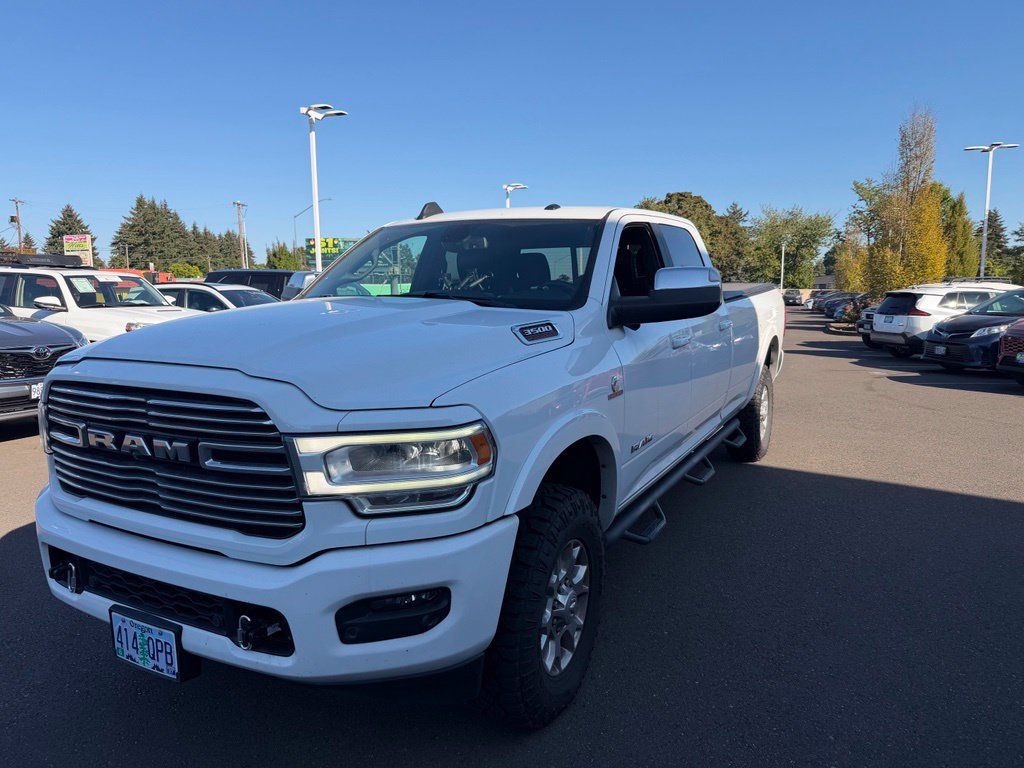 Used 2019 RAM 3500 Laramie AWD/4WD image 2