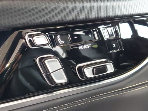 New 2026 Jeep Grand Wagoneer L Summit AWD/4WD image 19