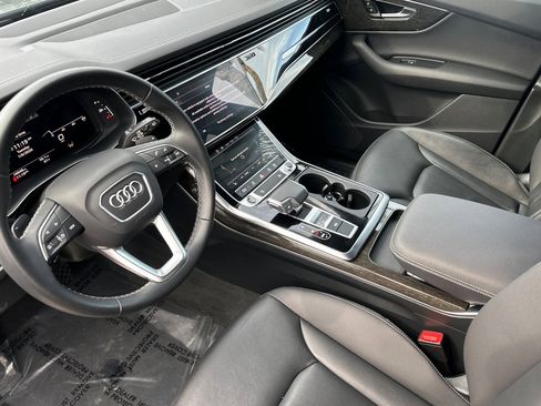 Used 2025 Audi Q7 2.0T Premium w/ Convenience Package image 10