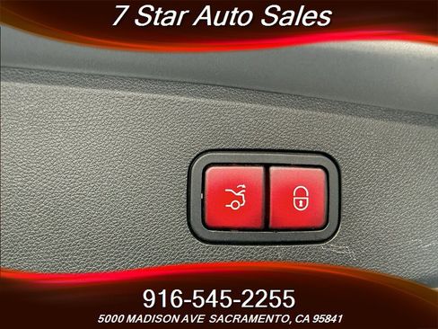 Used 2015 Mercedes-Benz E 350 Sedan image 16