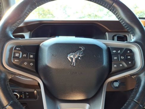 Used 2023 Ford Bronco Outer Banks w/ Sasquatch Package AWD/4WD image 24