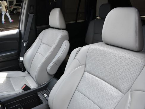 Used 2019 Honda Passport Elite image 9