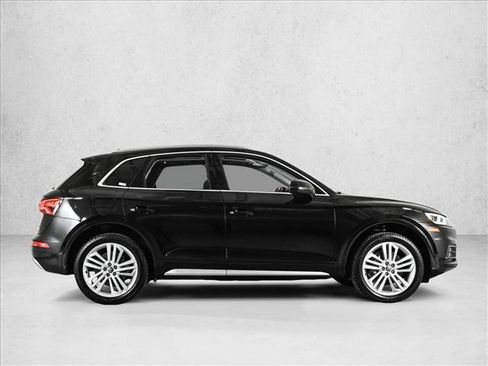 Used 2019 Audi Q5 2.0T Premium Plus image 4