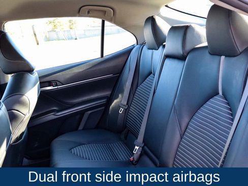 Used 2024 Toyota Camry SE image 12