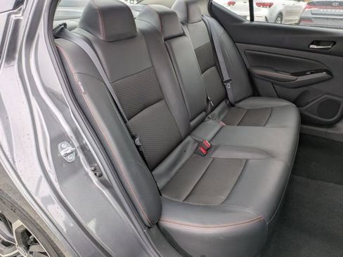 Used 2025 Nissan Altima 2.5 SR image 29