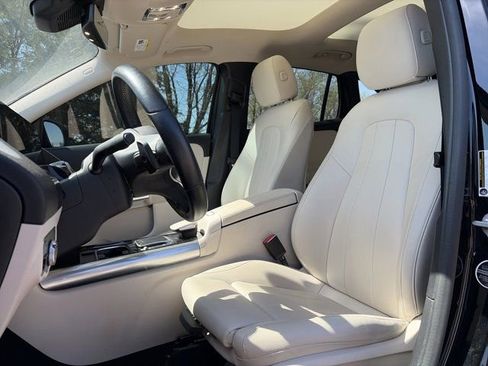 Used 2021 Mercedes-Benz GLA 250 4MATIC image 15