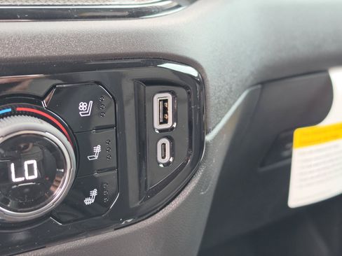 New 2026 Chevrolet Silverado 1500 ZR2 AWD/4WD image 28