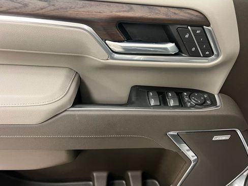 New 2026 GMC Sierra 3500 SLT AWD/4WD image 7