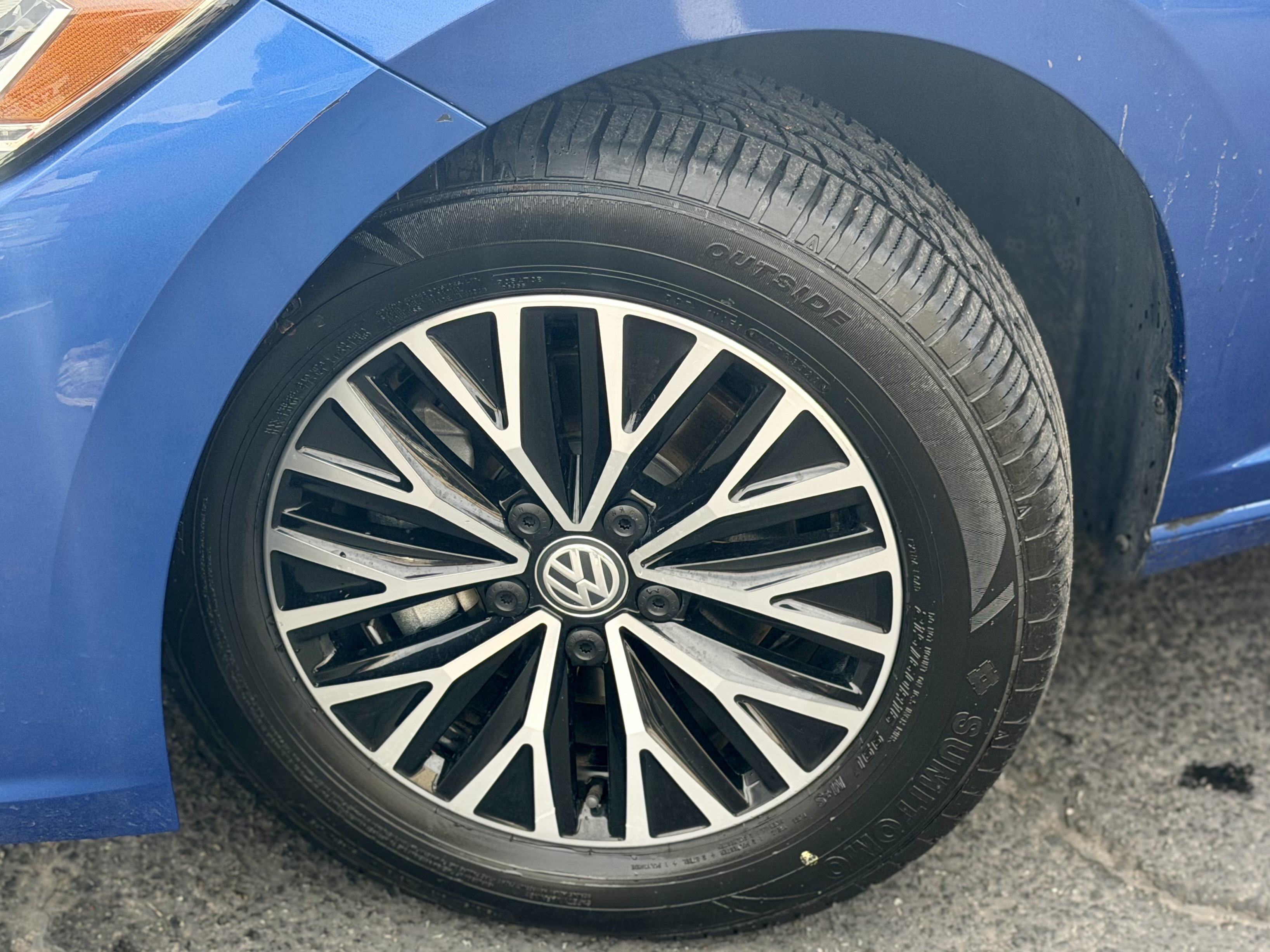 Used 2024 Volkswagen Jetta SE FWD image 15
