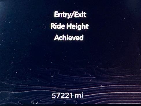 Used 2023 Jeep Wagoneer L Series III w/ Preferred Equipment Group image 22