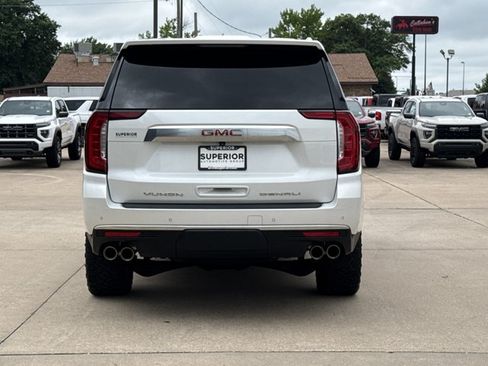 Used 2024 GMC Yukon Denali AWD/4WD image 4