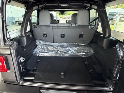 New 2026 Jeep Wrangler Unlimited Sport AWD/4WD image 25