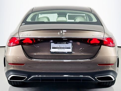 New 2026 Mercedes-Benz E 450 4MATIC Sedan image 3