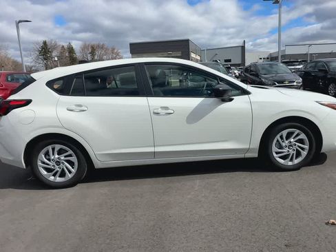 Certified 2024 Subaru Impreza 2.0i image 9