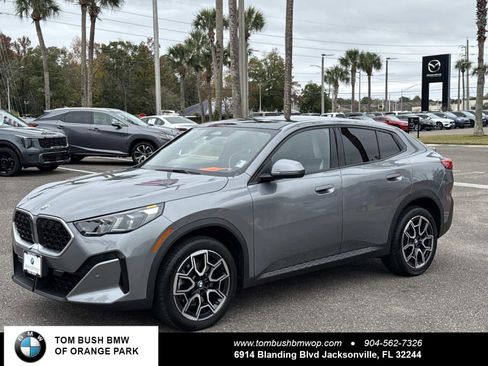 Used 2025 BMW X2 xDrive28i image 1