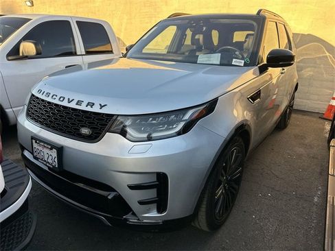 Used 2020 Land Rover Discovery HSE Luxury image 2