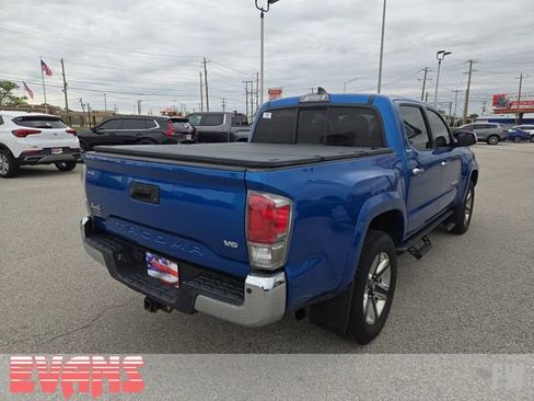 Used 2016 Toyota Tacoma Limited w/ Towing Package AWD/4WD image 32