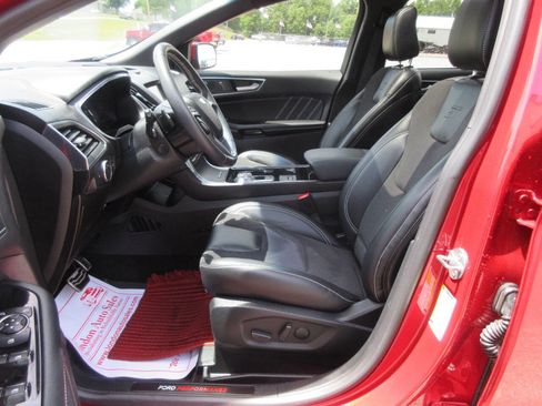 Used 2020 Ford Edge ST w/ Cold Weather Package AWD/4WD image 11