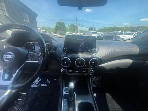 Used 2021 Nissan Sentra SV FWD image 32