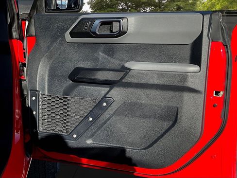 Used 2023 Ford Bronco Big Bend image 31