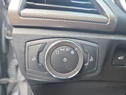 Used 2020 Ford Fusion SE AWD/4WD image 18