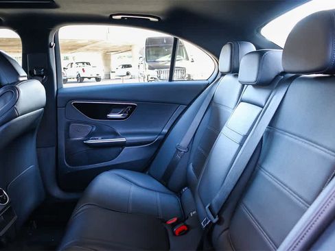 Used 2023 Mercedes-Benz C 300 Sedan image 16