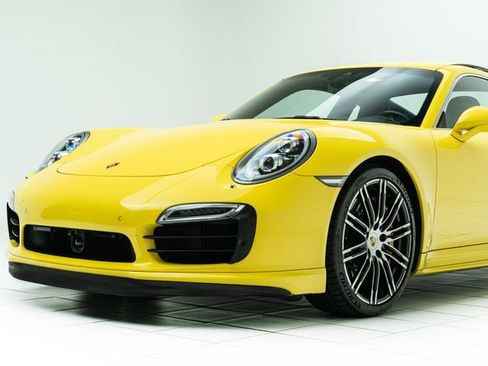 Used 2015 Porsche 911 Turbo S AWD/4WD image 10