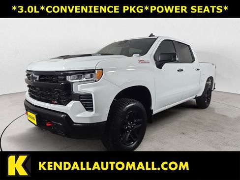 Used 2024 Chevrolet Silverado 1500 LT Trail Boss w/ Convenience Package II image 1