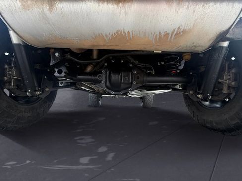 Used 2019 Jeep Wrangler Unlimited Sahara AWD/4WD image 36