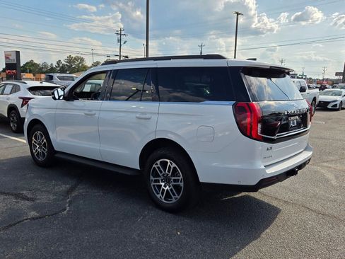 Used 2025 Ford Expedition Active AWD/4WD image 10