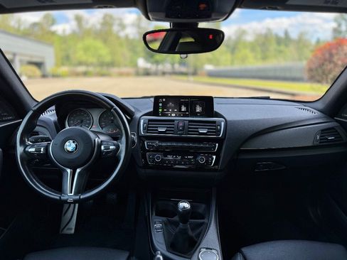 Used 2017 BMW M2 RWD image 25