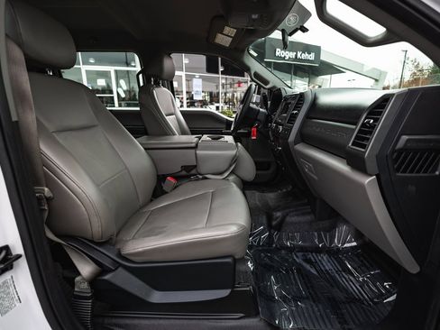 Used 2017 Ford F350 XL w/ Power Equipment Group image 31