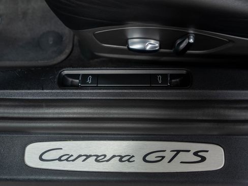 Used 2018 Porsche 911 Carrera GTS image 92
