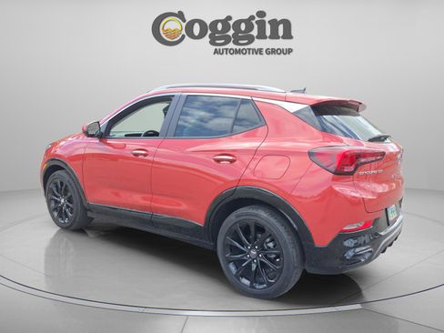 Used 2024 Buick Encore GX Sport Touring w/ Experience Buick Package image 3