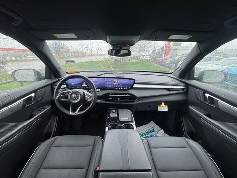 Used 2025 Buick Enclave Preferred image 14