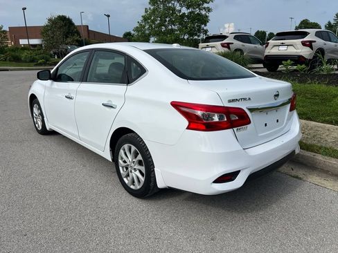 Used 2019 Nissan Sentra SV FWD image 4