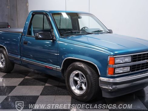 Used 1990 Chevrolet Silverado 1500 2WD Regular Cab image 14
