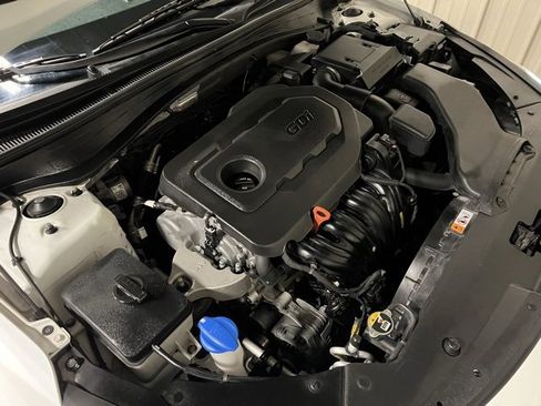 Used 2019 Kia Optima LX image 40