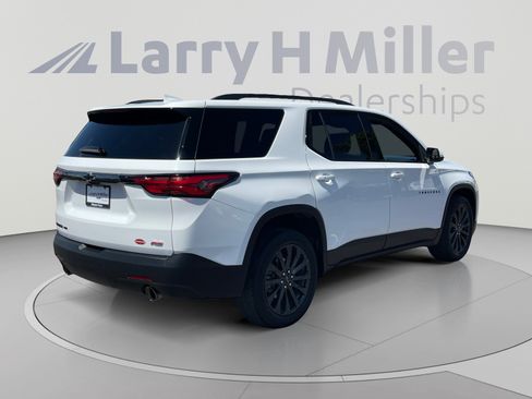 Used 2023 Chevrolet Traverse RS AWD/4WD image 5