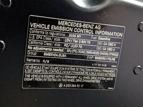 New 2025 Mercedes-Benz SL 63 AMG 4MATIC image 19