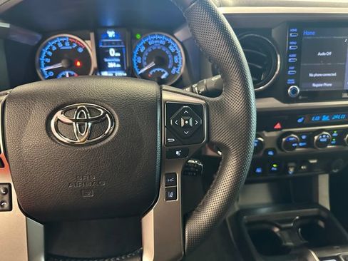 Certified 2023 Toyota Tacoma Limited AWD/4WD image 21