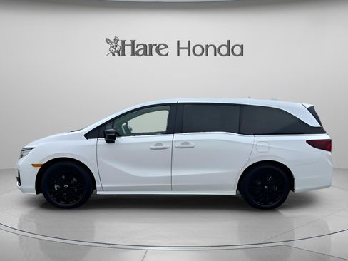 New 2026 Honda Odyssey Sport-L image 2