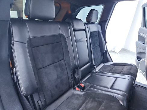 Used 2018 Jeep Grand Cherokee Trackhawk AWD/4WD image 39
