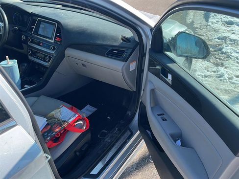 Used 2019 Hyundai Sonata Limited image 15