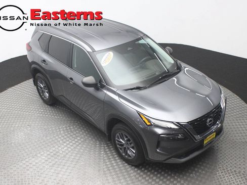 Used 2023 Nissan Rogue S AWD/4WD image 3