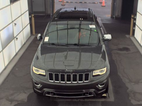 Used 2015 Jeep Grand Cherokee Overland w/ Trailer Tow Group IV RWD image 2