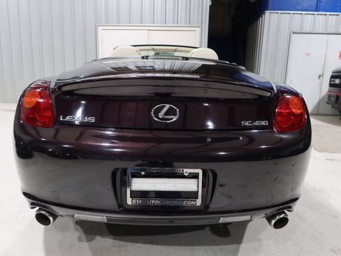 Used 2004 Lexus SC 430 Convertible RWD image 4