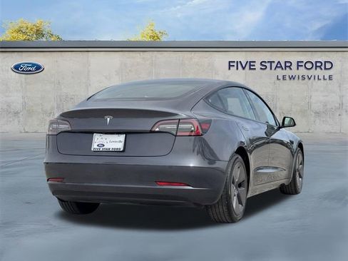 Used 2023 Tesla Model 3 Standard Range image 4