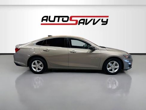 Used 2022 Chevrolet Malibu LS FWD image 8